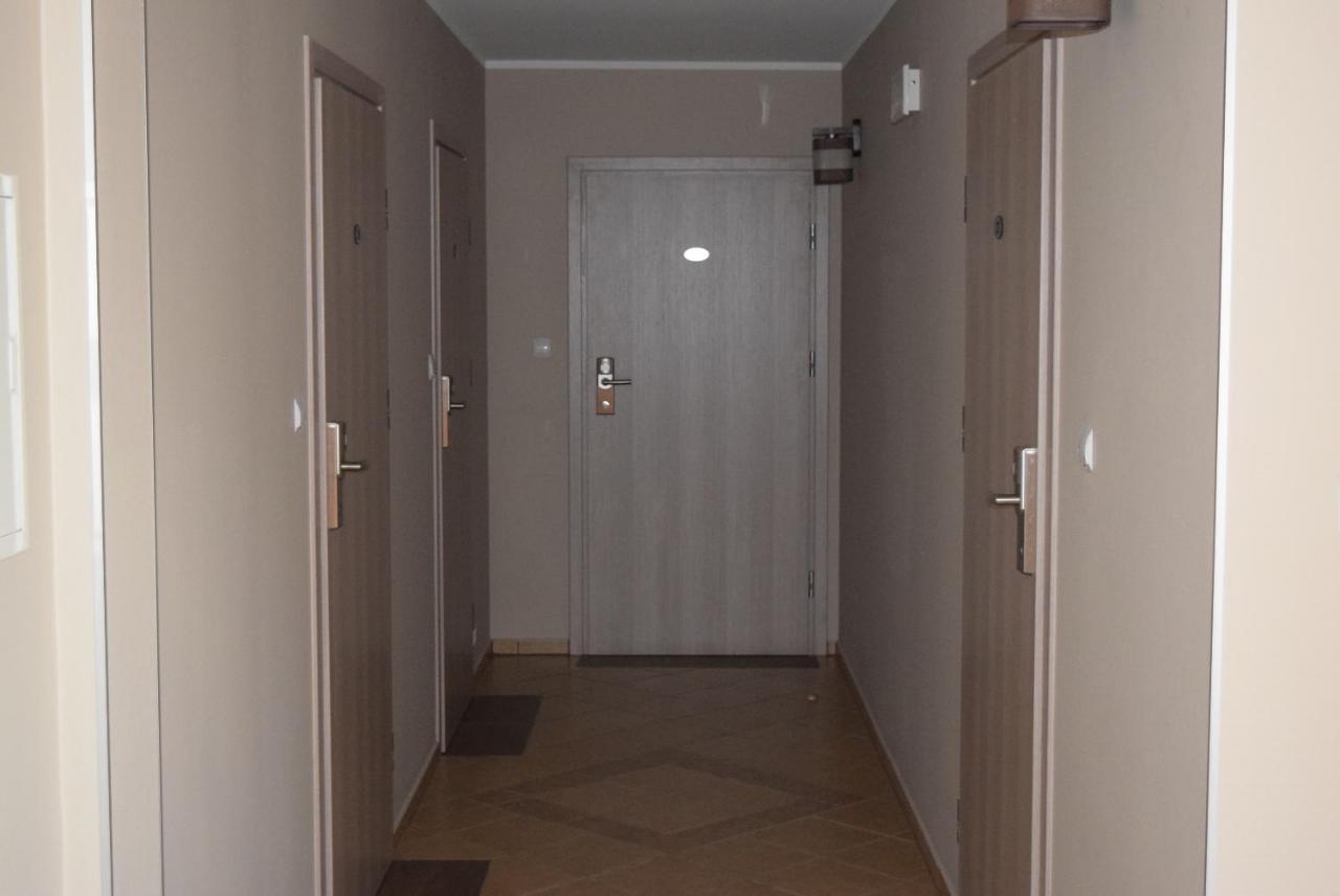 Kalmar Bed & Breakfast Darlowko Bagian luar foto