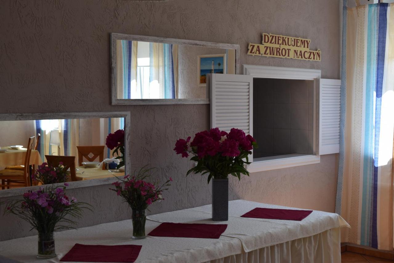 Kalmar Bed & Breakfast Darlowko Bagian luar foto