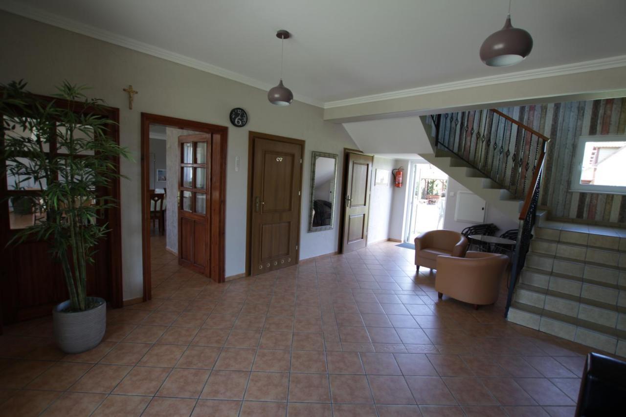 Kalmar Bed & Breakfast Darlowko Bagian luar foto