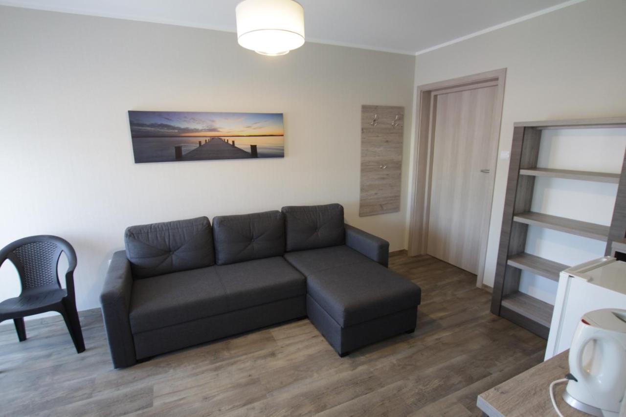 Kalmar Bed & Breakfast Darlowko Bagian luar foto