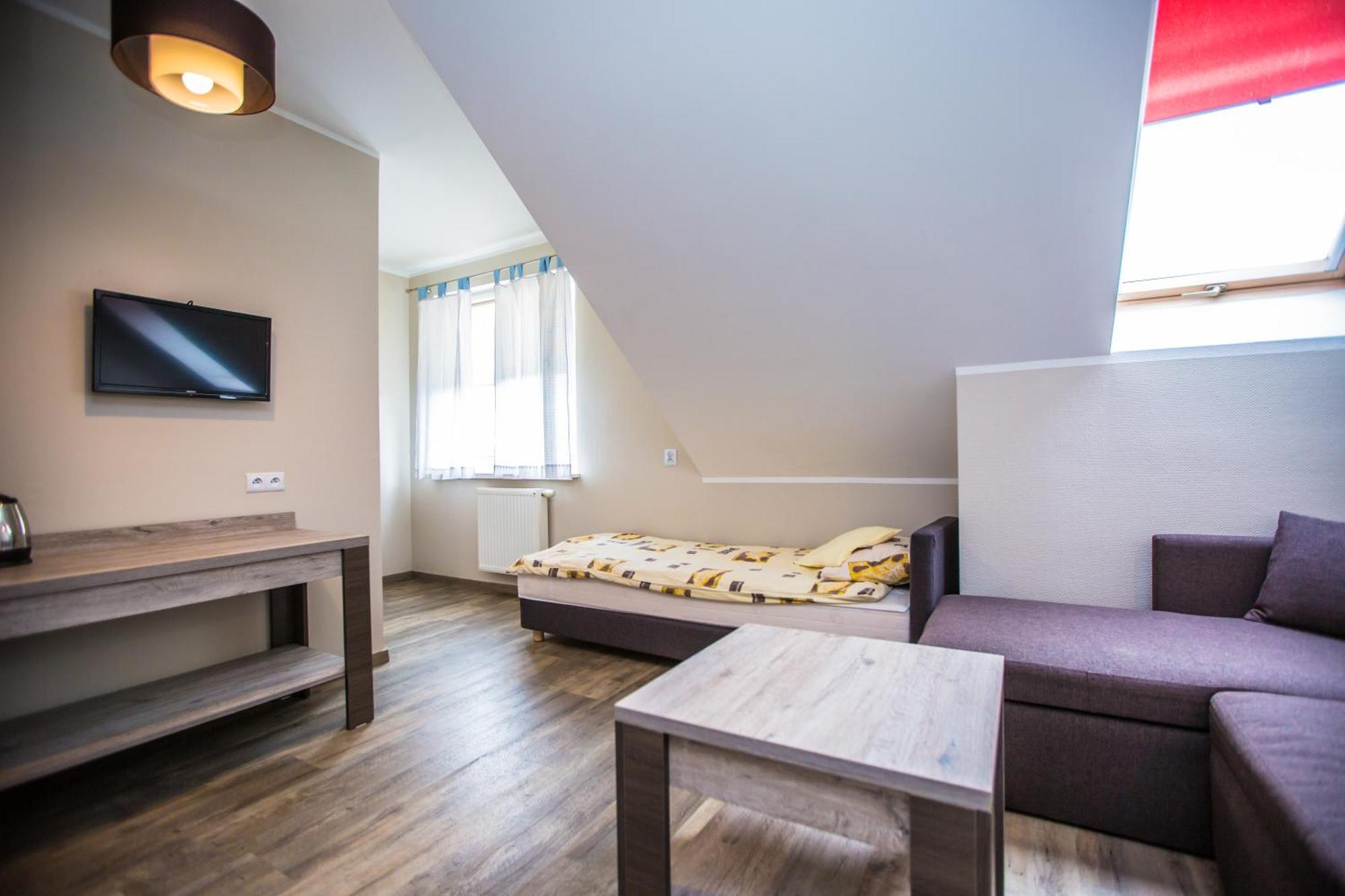 Kalmar Bed & Breakfast Darlowko Bagian luar foto
