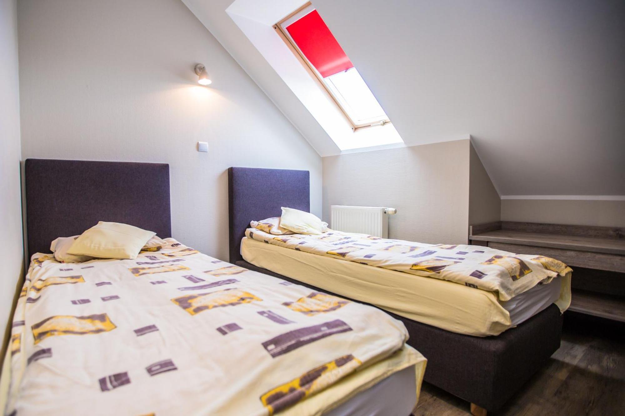 Kalmar Bed & Breakfast Darlowko Bagian luar foto