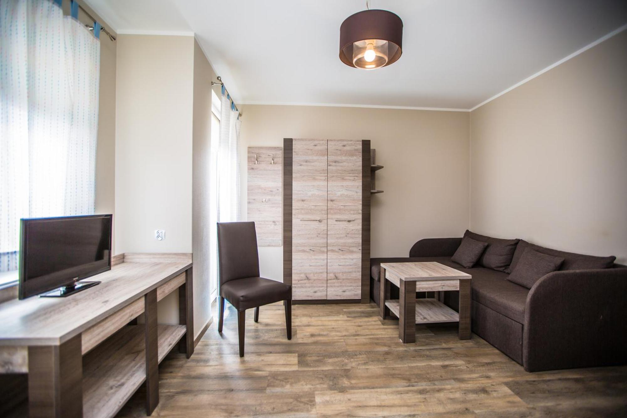 Kalmar Bed & Breakfast Darlowko Bagian luar foto