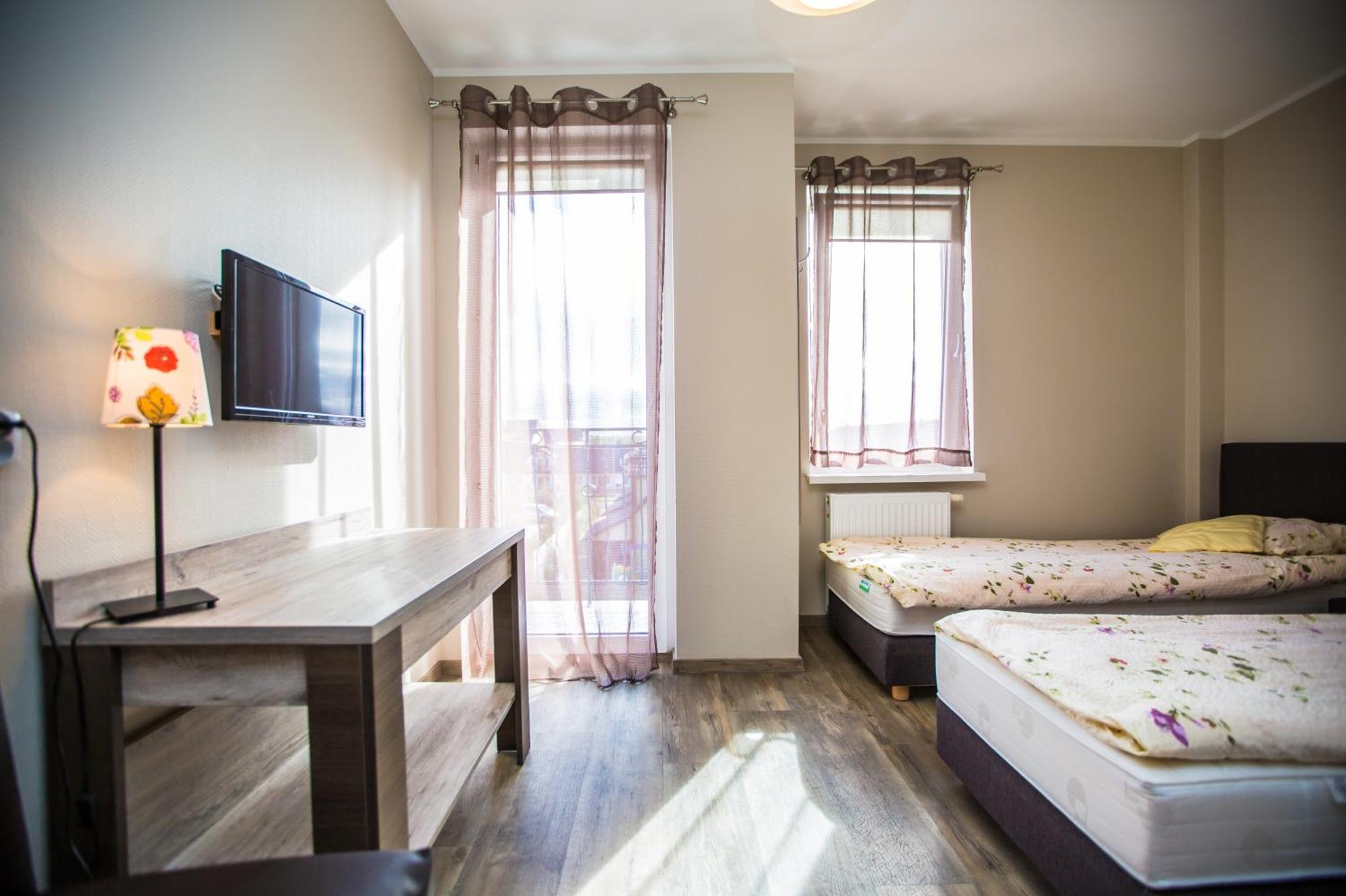Kalmar Bed & Breakfast Darlowko Bagian luar foto