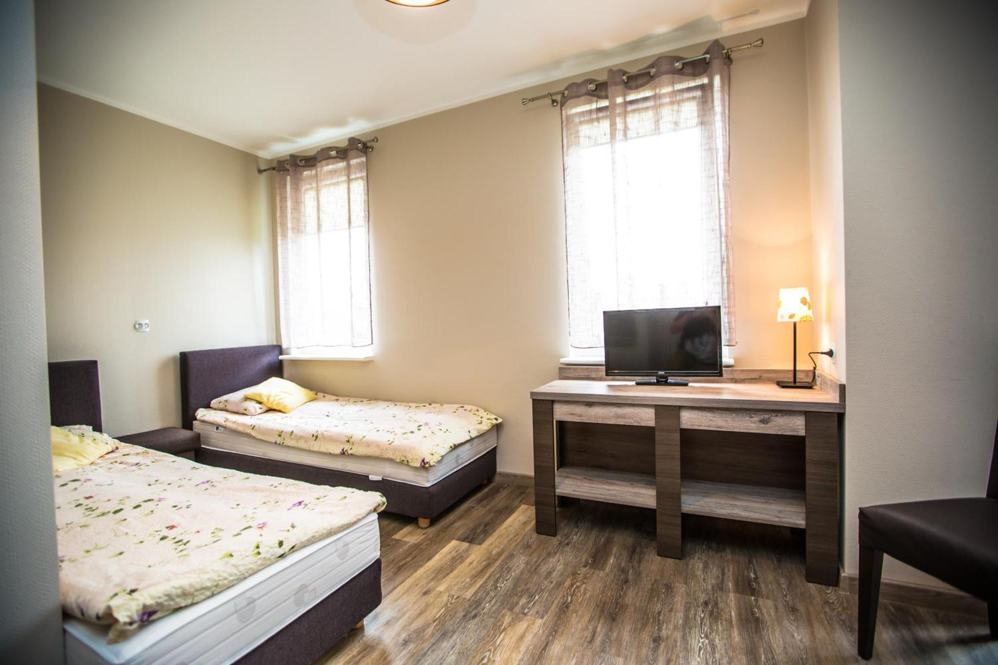 Kalmar Bed & Breakfast Darlowko Bagian luar foto